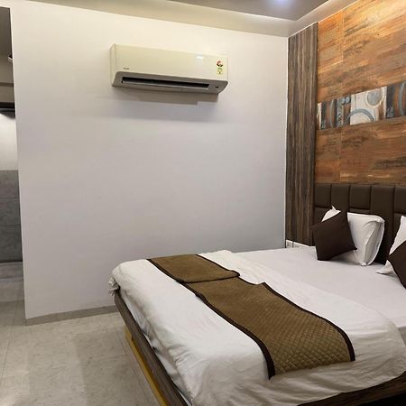 Hotel Kabir Ahmedabad Exterior photo