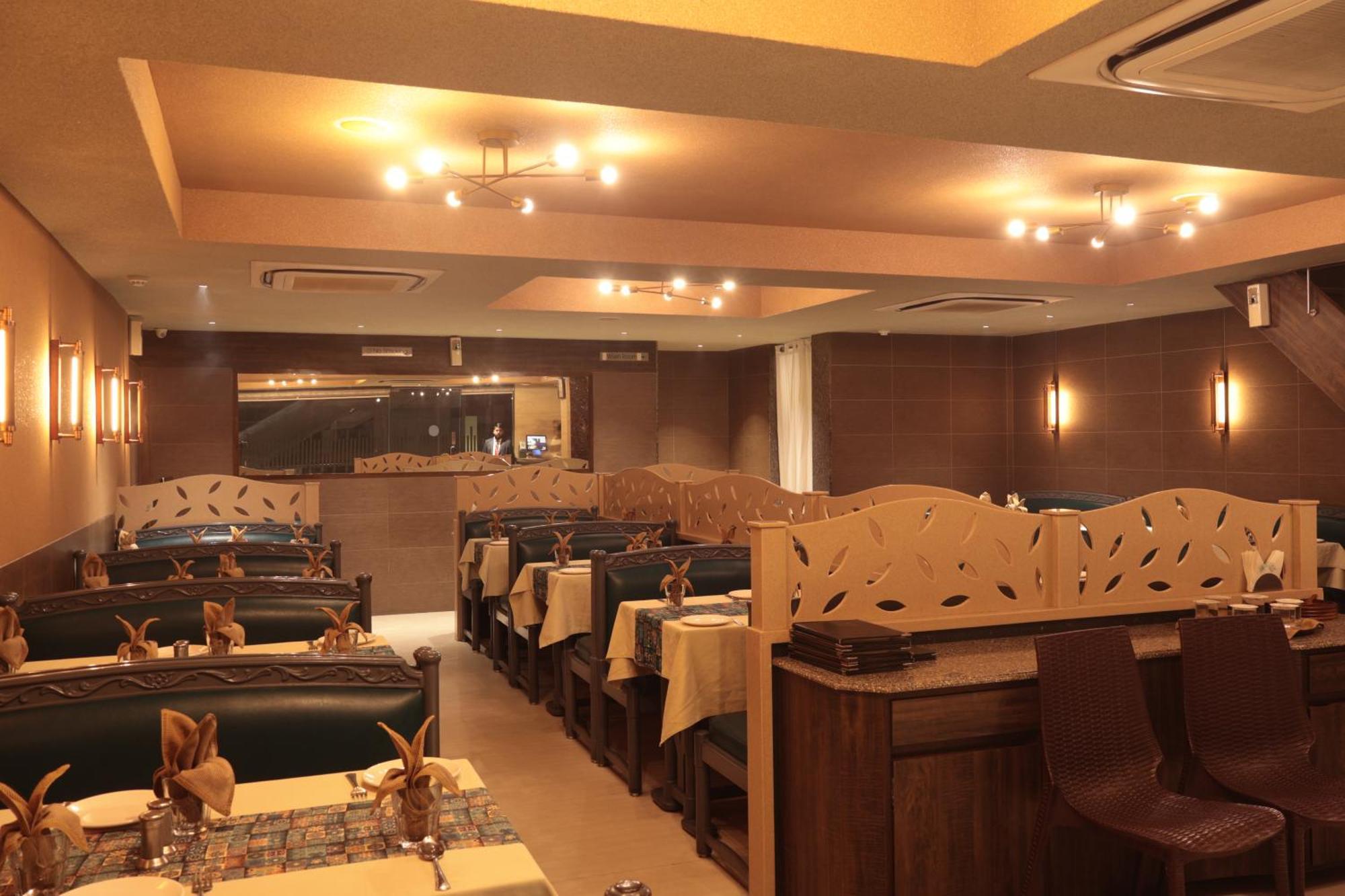 Hotel Kabir Ahmedabad Exterior photo