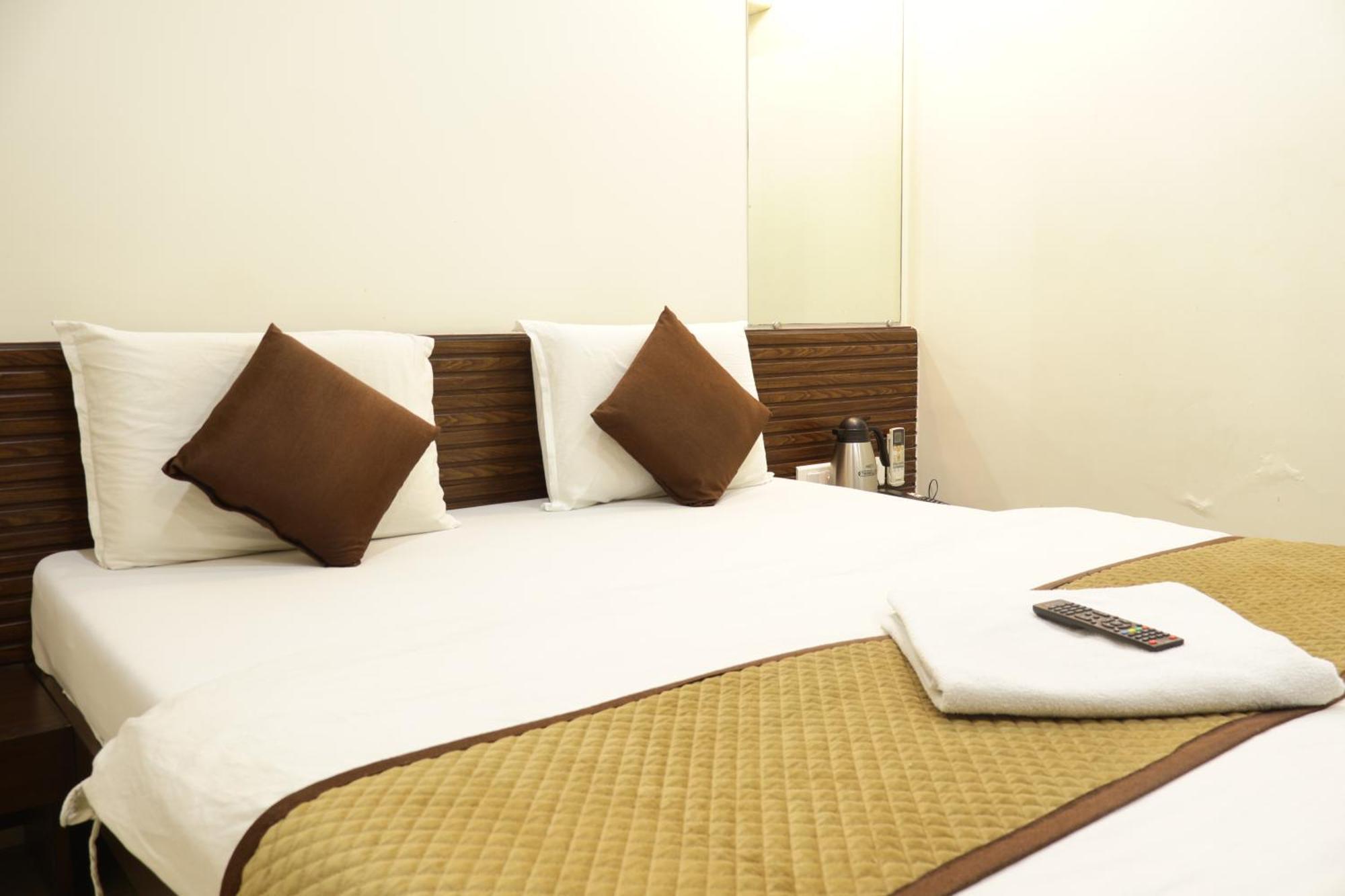 Hotel Kabir Ahmedabad Exterior photo